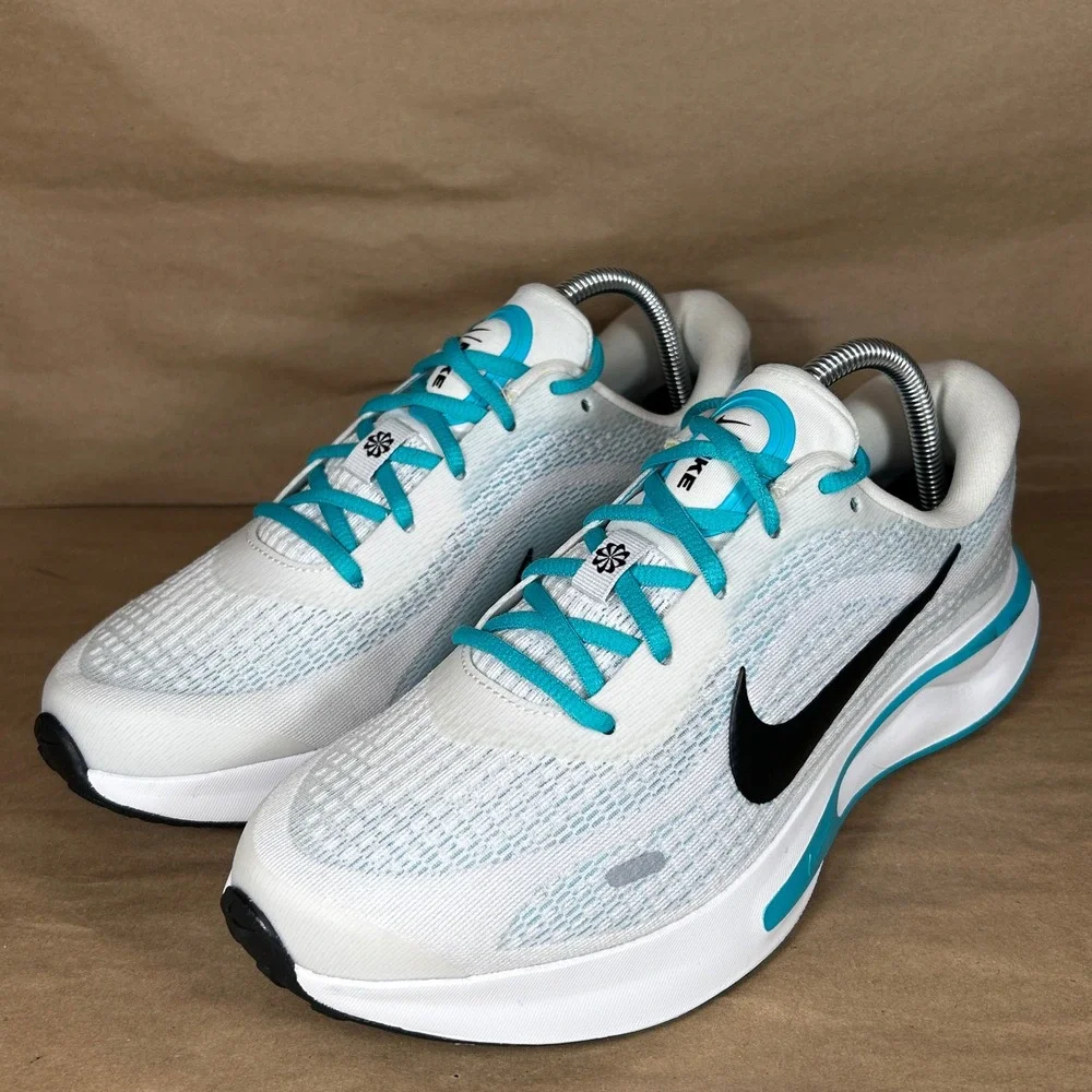 Nike Journey Run Womens Size 7.5 Running Shoes White Teal‎ Black FN0228-105